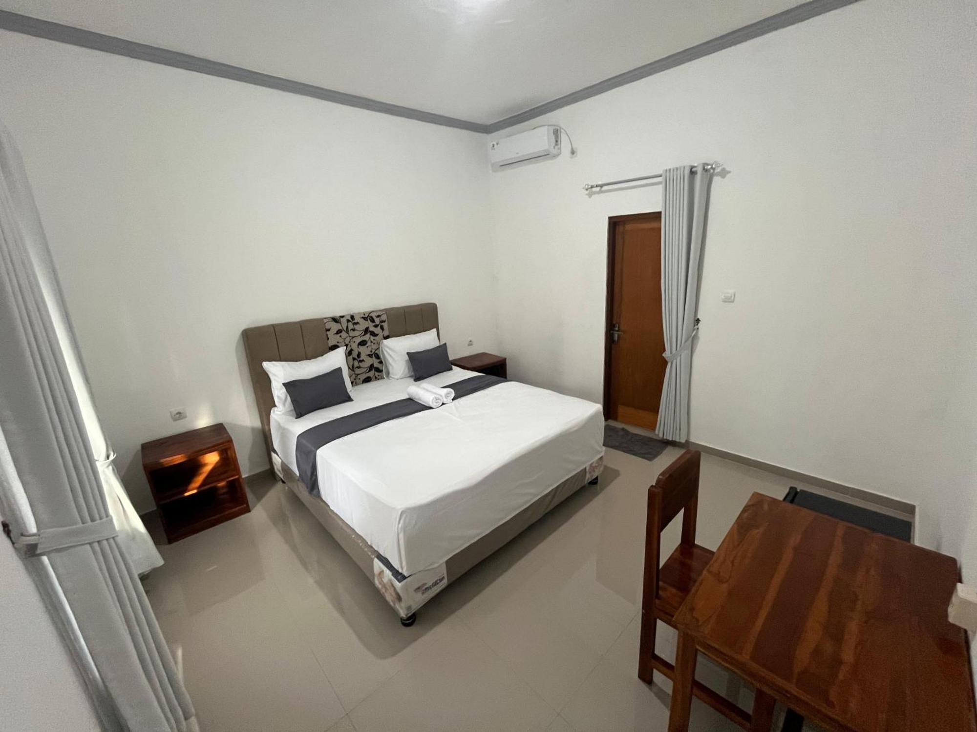 Kuta Lodge Homestay Экстерьер фото