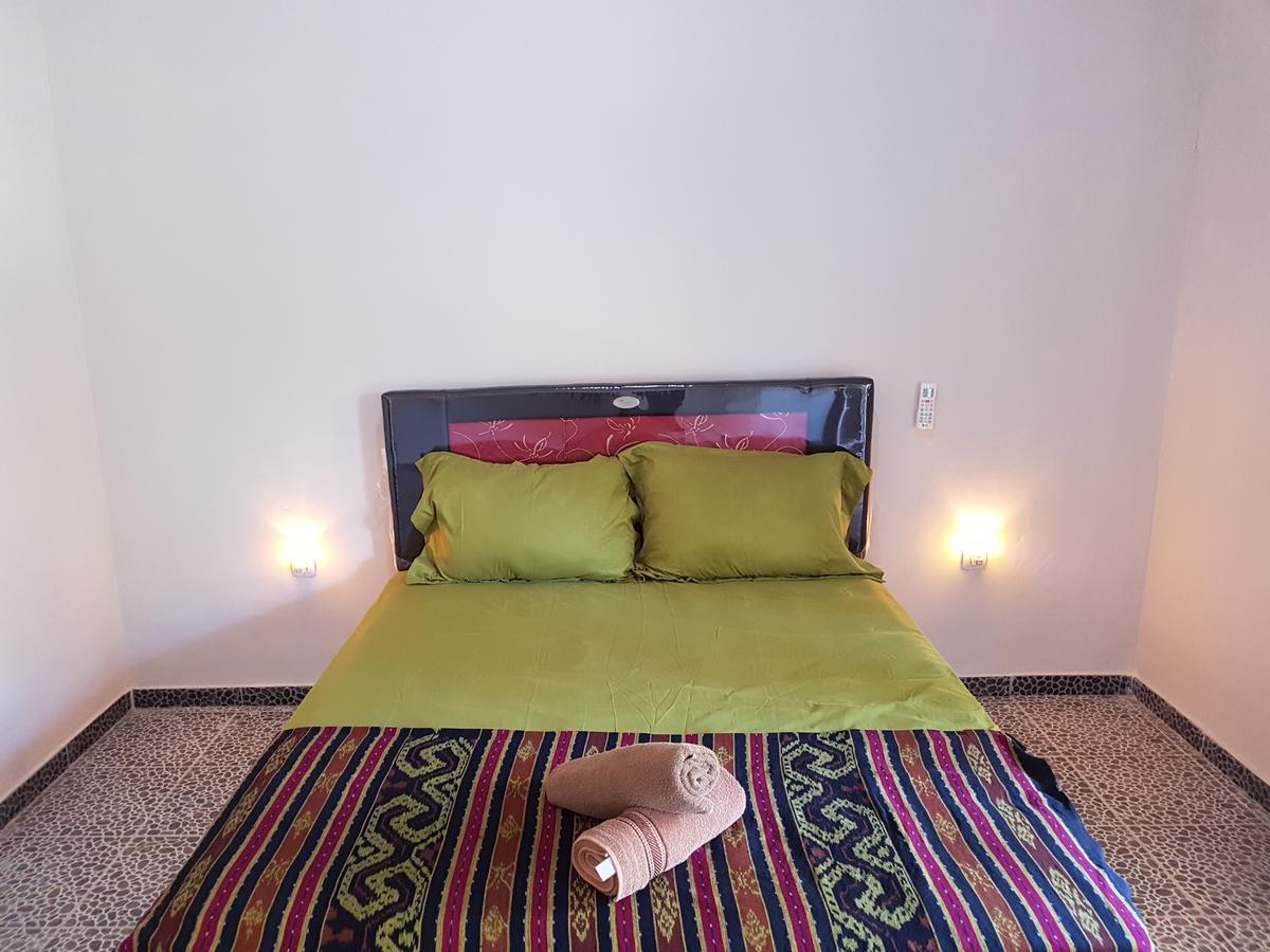 Kuta Lodge Homestay Экстерьер фото